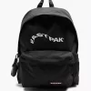 Eastpak Rucksack -Sportmode 2074248 1 H1